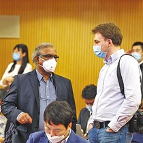 海外舆论高度关注中国两会：中国务实举措为全球贡献积极力量