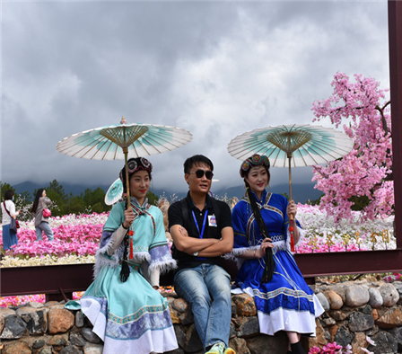 “演艺+旅游” 雪山峡谷演艺公园带来丽江旅游新体验