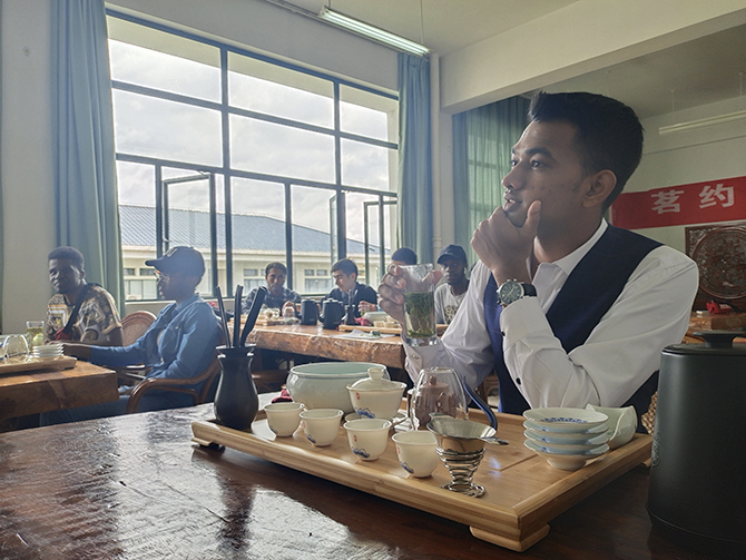 50名留学生参加昆明市技能人才培训