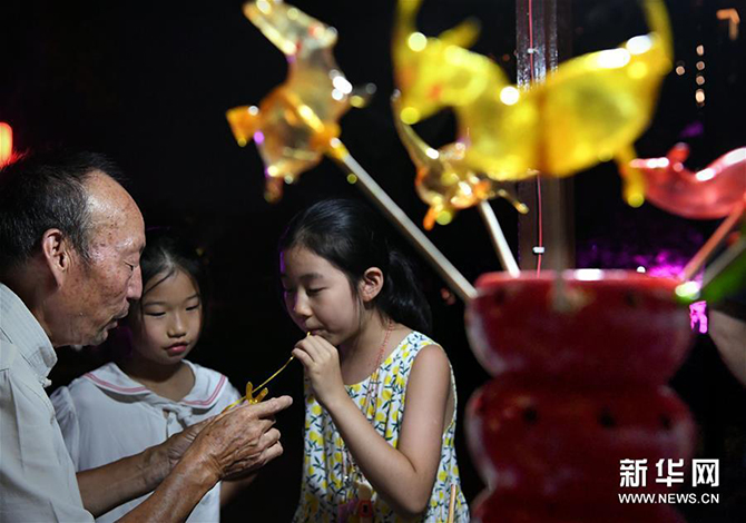 “古都夜八点” 醉美洛阳城