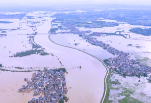 អគ្គបញ្ជាការដ្ឋានជាតិបង្ការនិងទប់ទល់គ្រោះទឹកជំនន់និងគ្រោះរាំងស្ងួតជាតិចិនសម្រេចដំឡើងកម្រិតឆ្លើយតបបន្ទាន់នឹងគ្រោះទឹកជំនន់