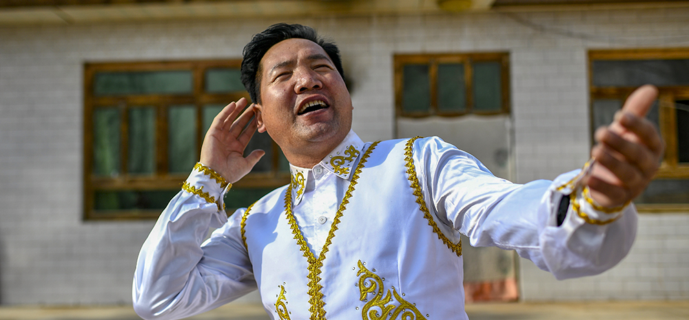 “花儿”唱响脱贫路