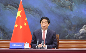 栗战书同委内瑞拉全国代表大会主席罗德里格斯举行会谈