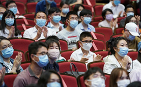 航天专家对话香港青年：道阻且长 行则将至	
