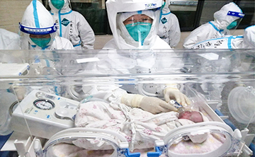 母子平安！全国首例新冠肺炎确诊三胞胎孕妇在瑞丽顺利生产
