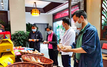中秋将至 云南月饼生产经营企业迎来“大体检”