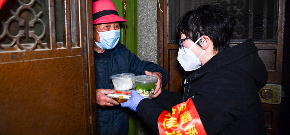 西安：城中村里的“暖心行动”