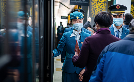 中老铁路迎来首个春运