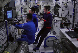 တ႐ုတ္ႏိုင္ငံ၏ Shenzhou-13 အာကာသယာဥ္မႉးမ်ား ဧၿပီလအတြင္း ျပန္ရန္ ျပင္ဆင္ေန