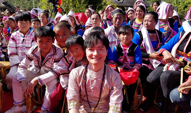 ပိုင်မတော်ကျီသည် “လရောင်အောက်ဝယ် စည်းရိုးဝါး”သီဆိုခြင်းဖြင့် ၂၀၂၂ ခုနှစ် တရုတ်-မြန်မာ TikTok သီချင်းသီဆိုခြင်း ဖိတ်ခေါ်ပြိုင်ပွဲကို အားပေးခဲ့