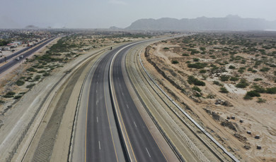 တရုတ်ကူညီတည်ဆောက်ပေးသည့် ပါကစ္စတန် Gwadar East Bay အဝေးပြေးလမ်း ဖွင့်ပွဲအခမ်းအနား ကျင်းပ