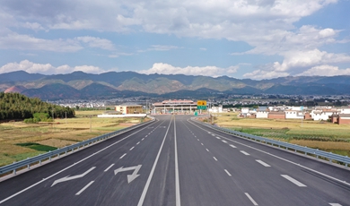 Dali-Nanjian expressway section opens to traffic