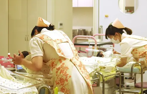 各地大力发展婴幼儿托育服务 提升婴幼儿家庭获得服务的可及性