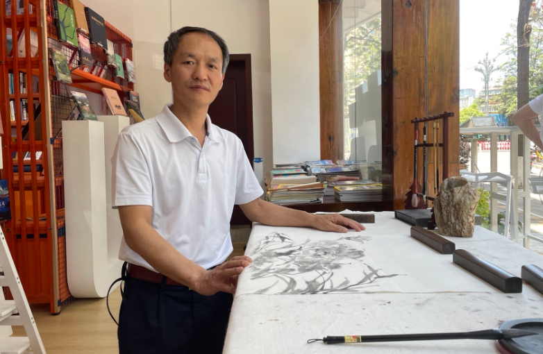 “荷塘观道”书画公开课在云南旅游图书馆举行
