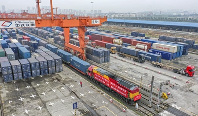 Foreign trade bolsters China's economic outlook with steadily growing momentum