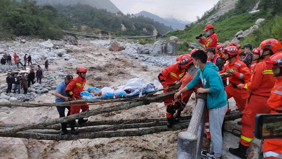 Xi urges all-out rescue efforts