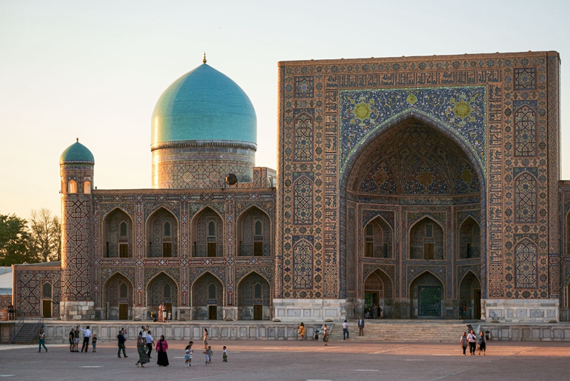 Xi eyes common growth in visits to Central Asia