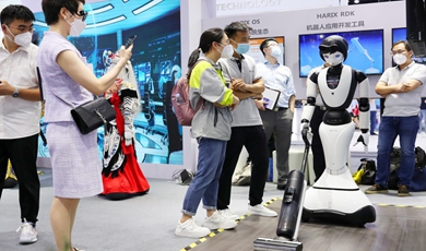 Shanghai rolls out regulation to promote AI industry development