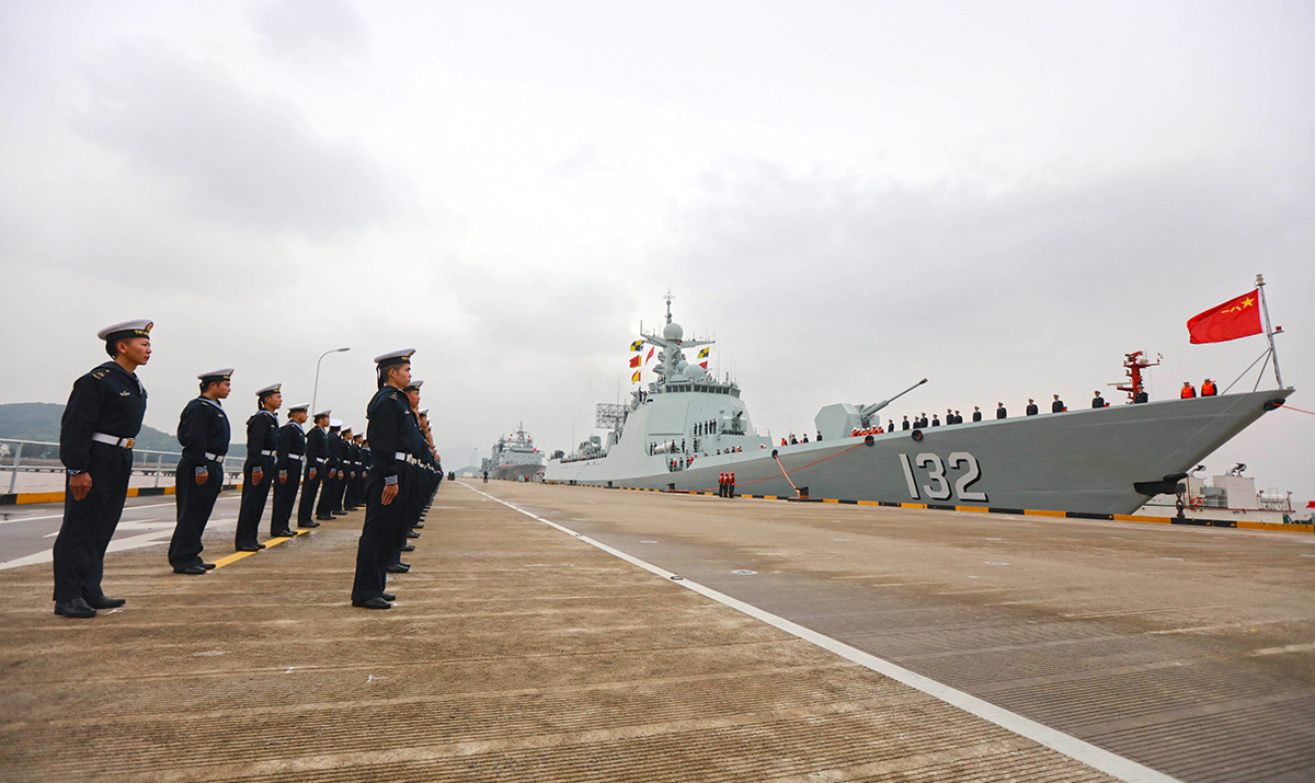 中国海军第41批护航编队完成任务返回舟山