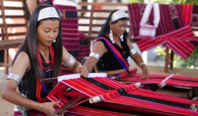 Brocade pieces woven by Wa ladies