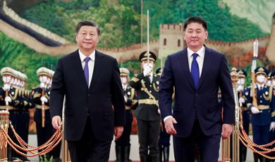 Xi holds talks with Mongolian president