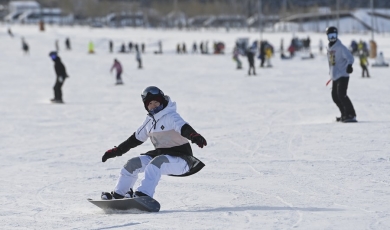 87-year-old granny's ageless passion for skiing