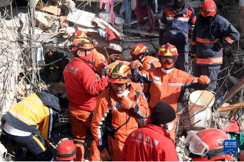 中国救援队在土耳其已救出6名幸存者