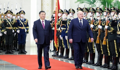 Xi holds talks with Belarusian president