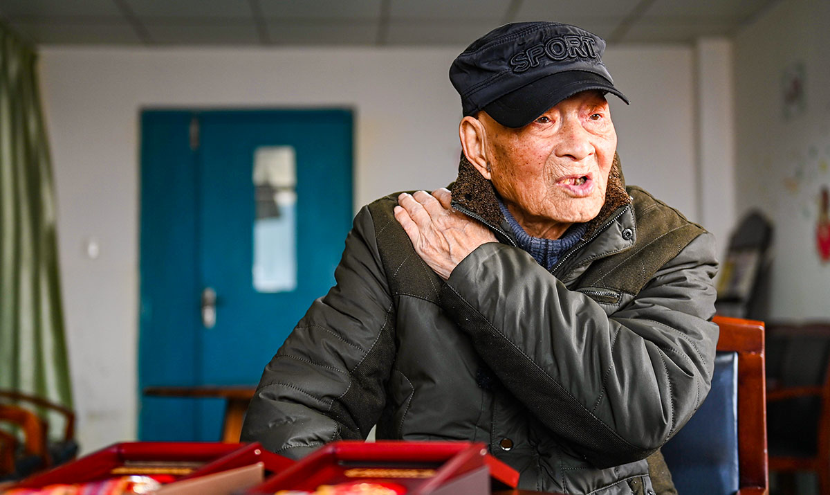 沉默的英雄，无声的奉献——老战士罗锦文深藏功名的“平凡”人生