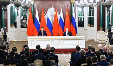 Xi, Putin jointly meet the press