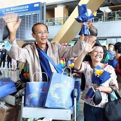 First Thai tour group arrives in Kunming in three years