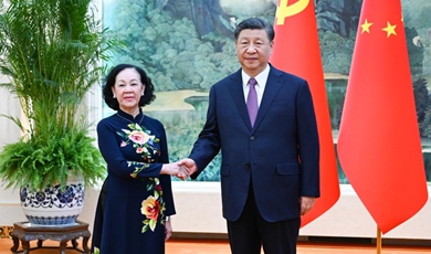 Sino-Vietnamese political mutual trust enhanced