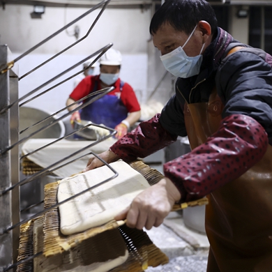 Shiping tofu grows to be profitable business 