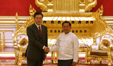 မြန်မာနိုင်ငံ နိုင်ငံတော် ခေါင်းဆောင် မင်းအောင်လှိုင် နှင့် တရုတ်နိုင်ငံ နိုင်ငံခြားရေးဝန်ကြီး ချင်ကန်း တွေ့ဆုံဆွေးနွေး