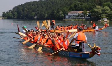 Dragon Boat Festival celebration offers taste of Chinese culture on Danube river