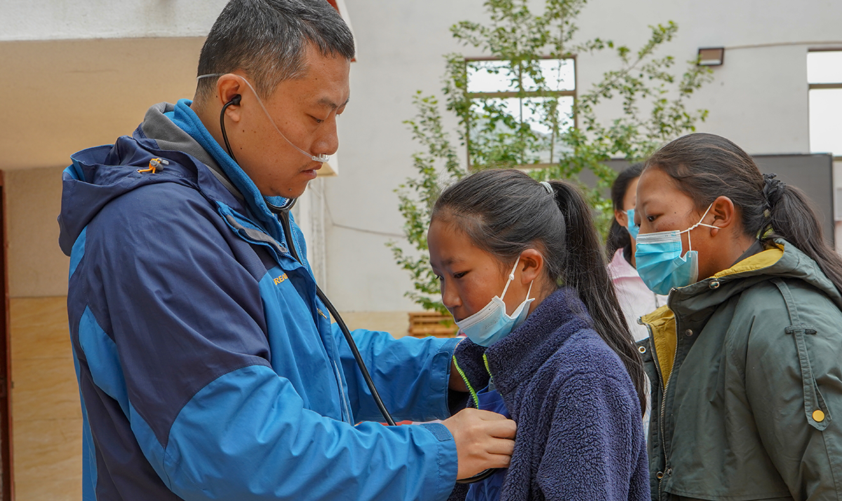 “心佑工程”给西藏那曲先心病患儿带来福音