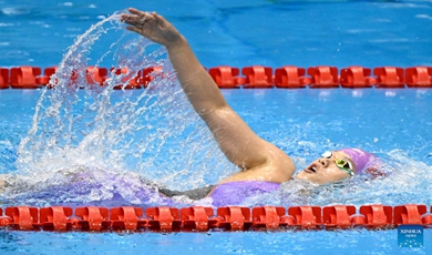 China's 17-year-old Yu reaches women's 200m IM final at swimming worlds