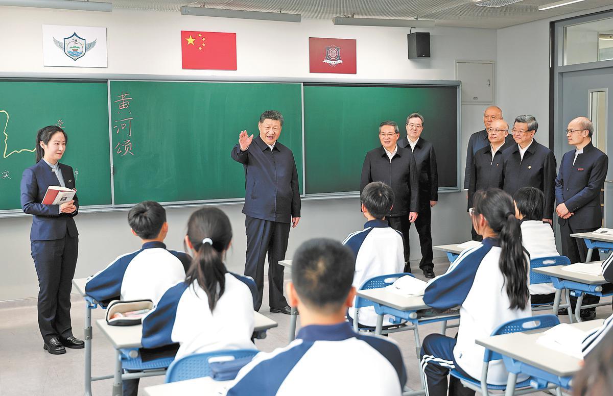Xi: Build Xiong'an into innovation hub
