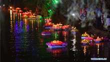 Lantern festival held to greet Mid-Autumn Festival