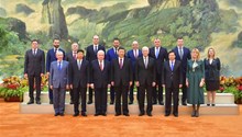 Chinese president meets United Russia party delegation