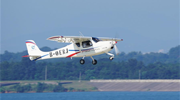 China's new light-sport aircraft completes maiden flight