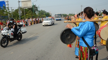 Medics aiding Ruili return home