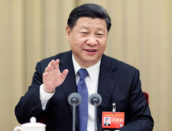 掌舵大国经济 习近平引领中国经济开启新航程