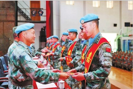 我国第15批赴黎维和工兵分队举行表彰大会
