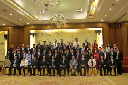 第15届东盟华商会招待会在昆举行