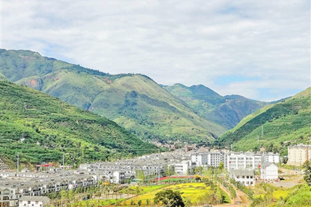 鲁甸灾区：涅槃重生大跨越