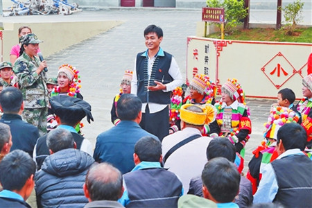 云报集团：采访下基层 宣讲在一线