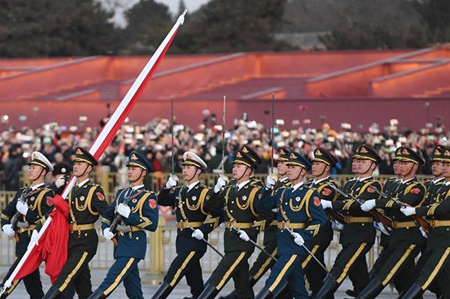 人民解放军首次执行天安门广场升国旗任务