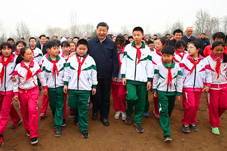 习近平：让祖国大地不断绿起来美起来