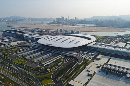 开创融合新格局　探索发展新路径